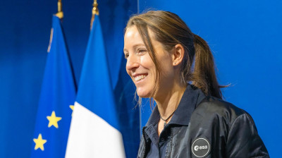 ESPACE. Sophie ADENOT devient officiellement astronaute