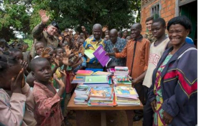 OFFICIEL : Sangaris : le GTIA Acier vient en aide à une école de Bangui