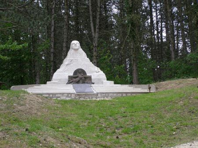 LIBRE OPINION : Un monument commémorant la bataille des Eparges a été vandalisé.