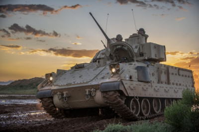 GUERRE EN UKRAINE : États-Unis et Allemagne vont livrer des blindés d'infanterie à l’Ukraine