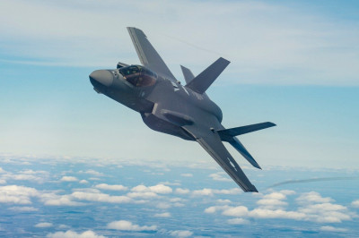 AVIATION : La Belgique pressée par les États-Unis de choisir le F-35A pour moderniser son aviation de combat. LIBRE OPINION de Laurent LAGNEAU