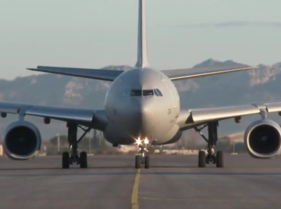 AVIATION  : Montée en puissance de l'A330 Phénix sur la base aérienne d'Istres, futur hub des armées...