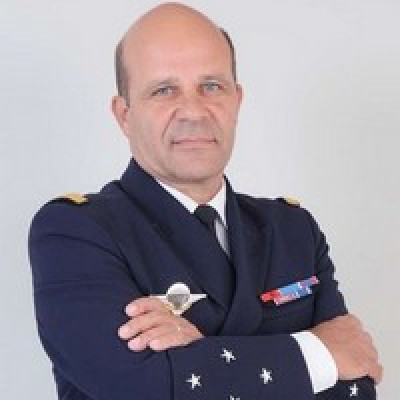 “On ne tient pas la mer comme on tient la terre". PROPOS de l’amiral Christophe PRAZUCK, Chef d'état-major de la Marine