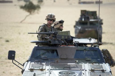 LIBRE OPINION : Armée cherche désespérément 2,2 milliards d'euros