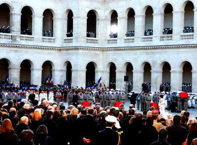 MORTS POUR LA FRANCE : L’hommage de la France à ses héros
