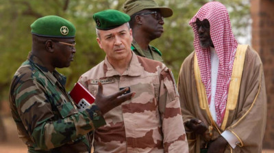 COOPERATION : Le CEMA Thierry BURKHARD au Sénégal, en Mauritanie et au Niger