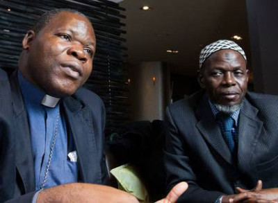 CENTRAFRIQUE : l’archevêque et l’imam donnent l’exemple