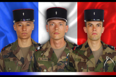 OFFICIEL : Cérémonie d’honneurs militaires aux trois soldats français morts au Mali le mercredi 20 avril à 09H15 aux Invalides.