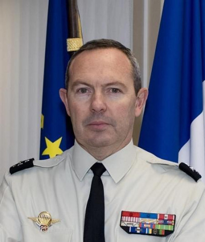 Mes ambitions pour l'armée de Terre : AUDITION du général Jean-Pierre Bosser, chef d'état-major de l'armée de Terre. 