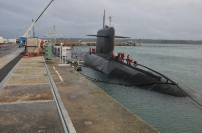 SOUS-MARINS. Des sous-marins qui bousculent la France en campagne