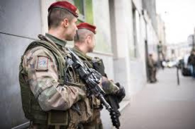 LIBRE OPINION de Laurent LAGNEAU : Opération Sentinelle : L’hébergement des militaires s’améliore