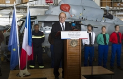 ALLOCUTION du Ministre de la Défense à bord du Charles de Gaulle, dans le Golfe, le lundi 23 février 2015