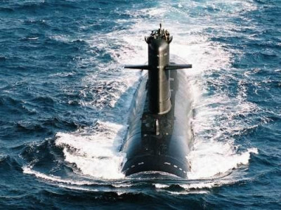 ARMEMENT : Dans l’incroyable caverne des sous-marins nucléaires Barracuda.