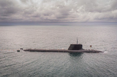 MARINE NATIONALE : Première plongée en haute-mer pour le nouveau sous-marin nucléaire d'attaque Suffren 
