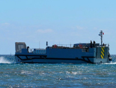ARMEMENT : Nouvelles embarcations de débarquement amphibie 
