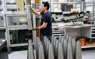 L’industrie de la défense racle les fonds pour trouver du personnel